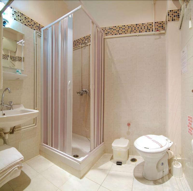 Hotel Varonos Delphi Екстер'єр фото