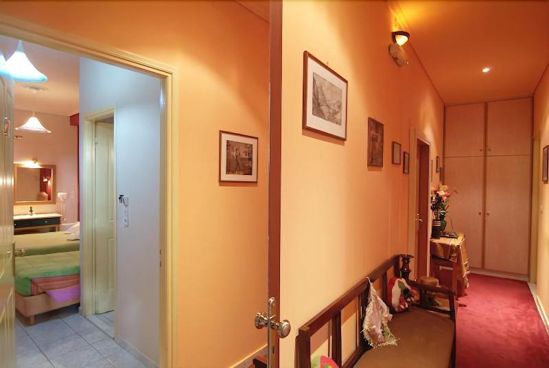 Hotel Varonos Delphi Екстер'єр фото