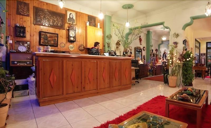 Hotel Varonos Delphi Екстер'єр фото