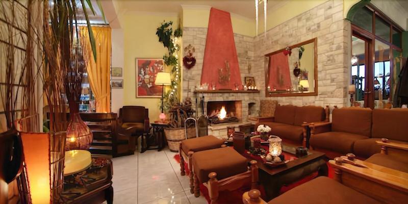 Hotel Varonos Delphi Екстер'єр фото