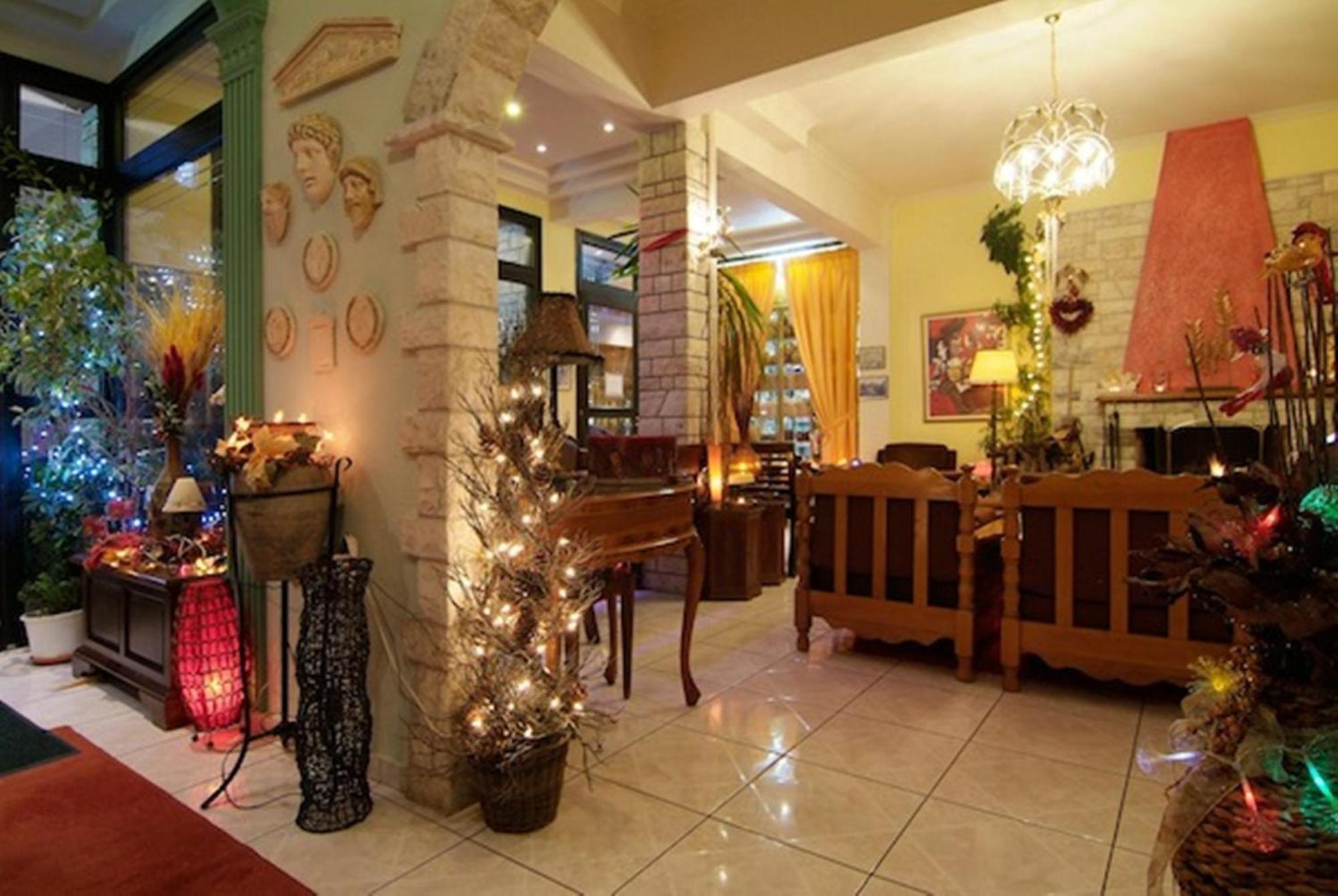 Hotel Varonos Delphi Екстер'єр фото