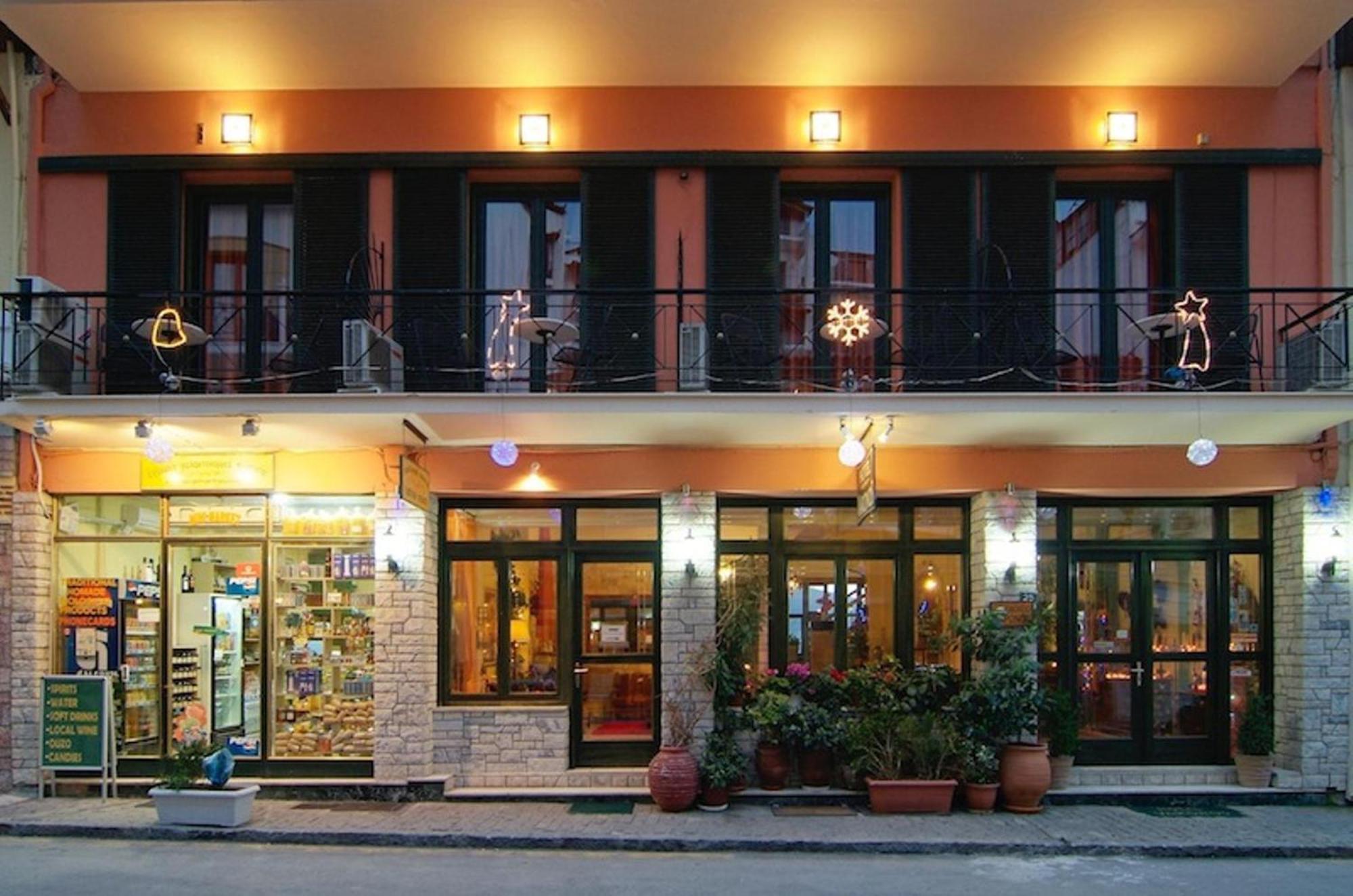 Hotel Varonos Delphi Екстер'єр фото