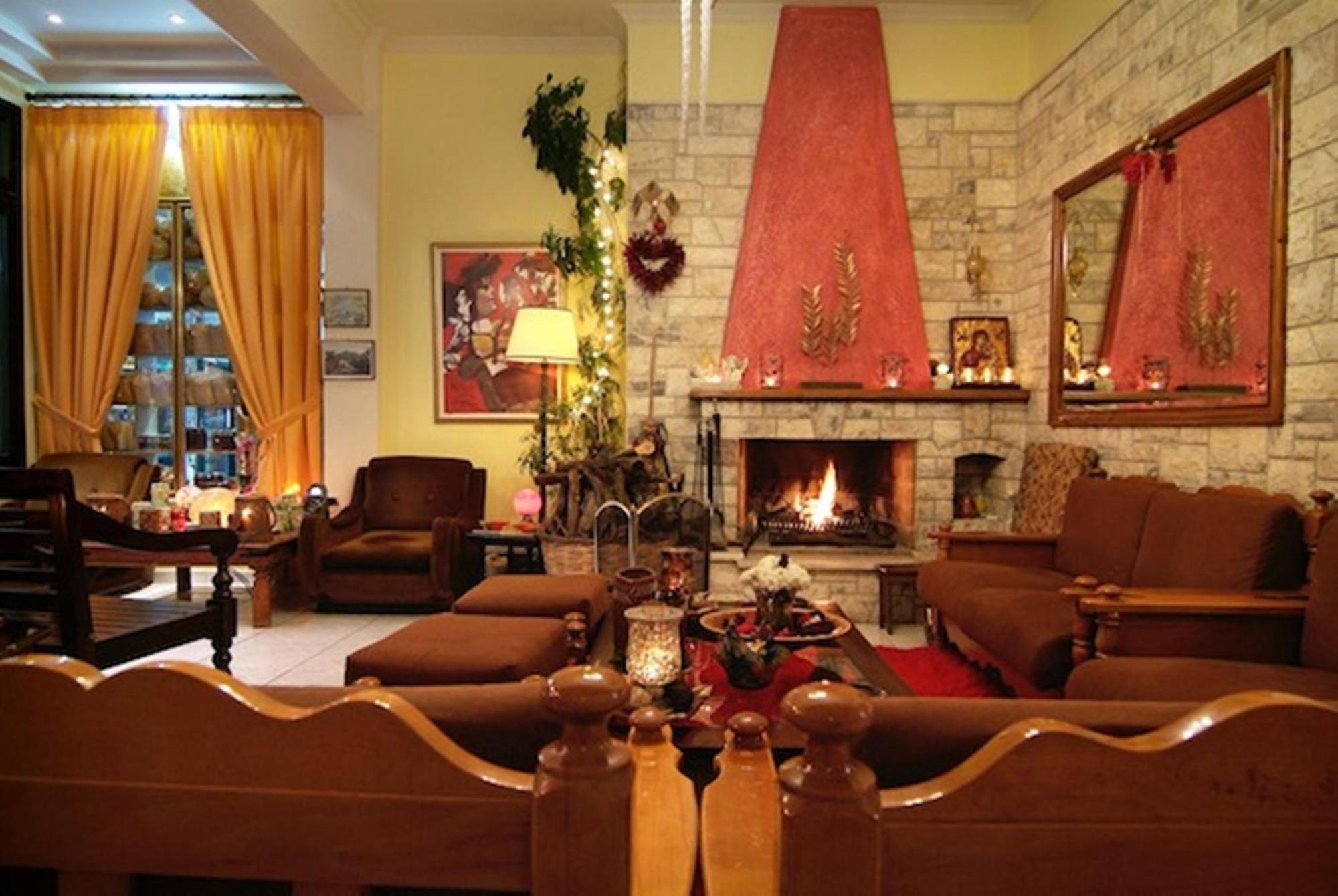 Hotel Varonos Delphi Екстер'єр фото