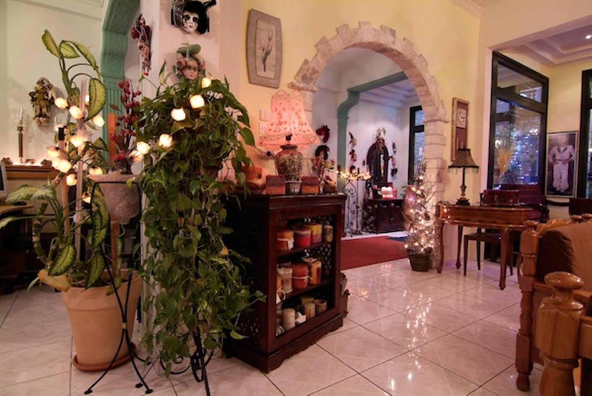 Hotel Varonos Delphi Екстер'єр фото