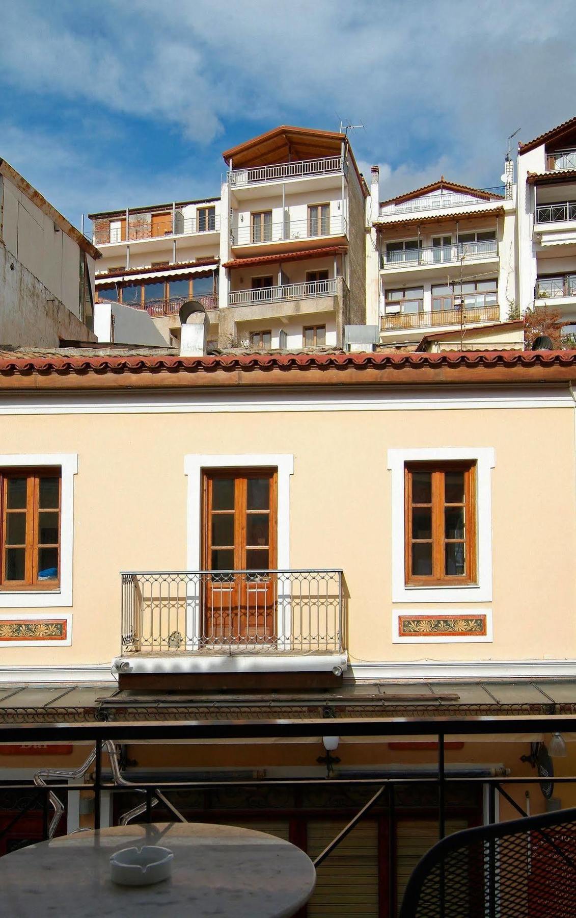 Hotel Varonos Delphi Екстер'єр фото